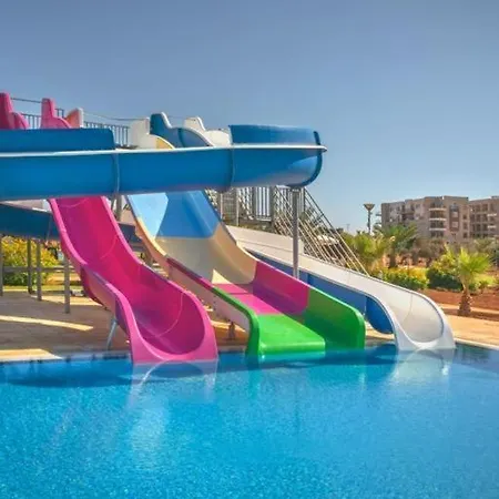 Sun & Sea In Thalassa Resort, Northern Cyprus شقة